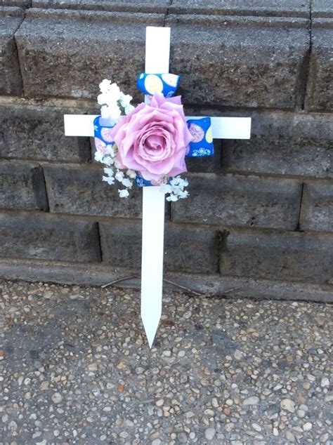 Cemetery Cross Memorial Cross Cross For Grave Wood Crosses Roadside