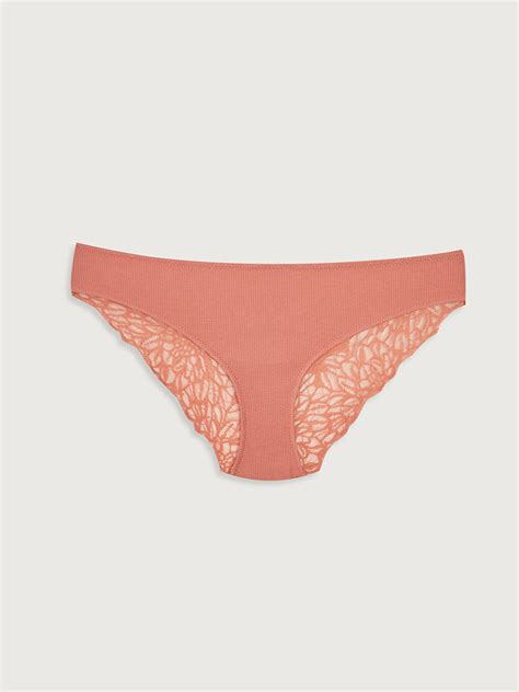 Pembe Dantel Detayl Bikini K Lot W Z Gsp Lcw