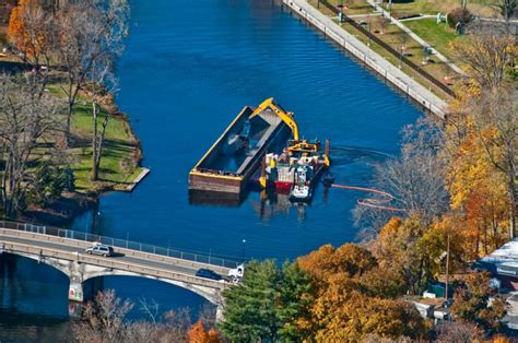 Hudson River Environmental Remediation Dredging - Jay Cashman, Inc.