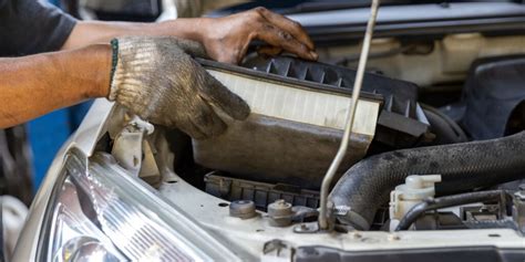 Why Is My Car AC Blowing Hot Air Here S What To Check Autogos