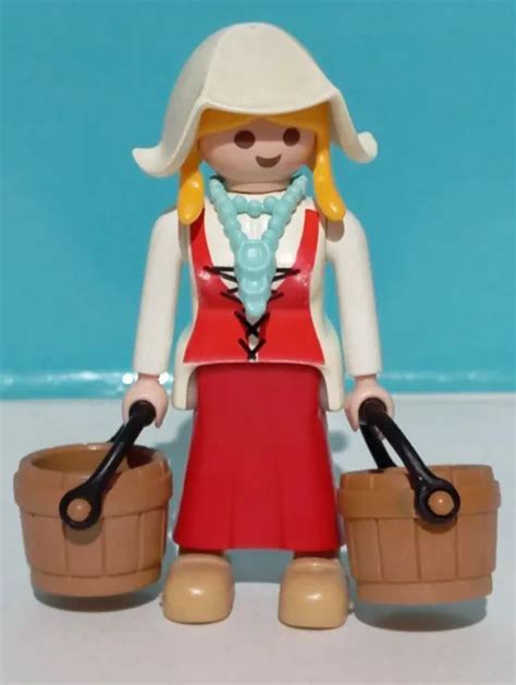 FIGURINE PLAYMOBIL REF 3666 Fille D eau Médiévale Village Agriculteur