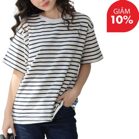 5 mẫu áo thun hot hit chưa có dấu hiệu hạ nhiệt của năm 2023 ELLE