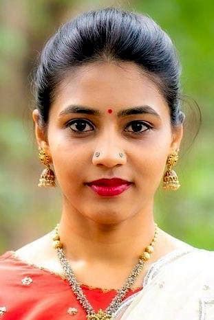 Sapthami Gowda Wiki Biography Age Gallery Spouse And More