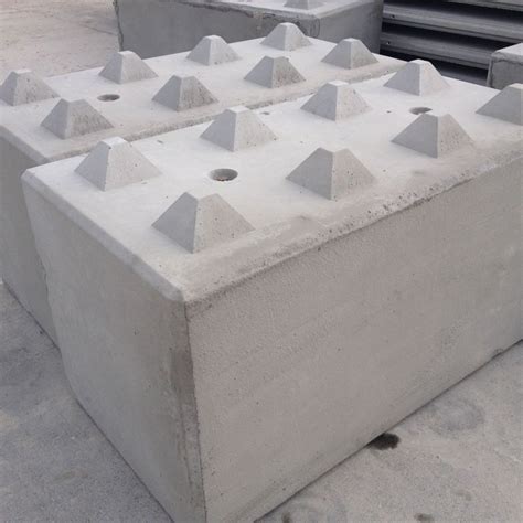 Interlocking Concrete Wall Blocks