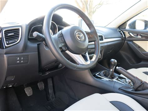 2015 Mazda Mazda3: 135 Interior Photos | U.S. News