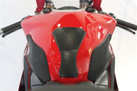 Techspec Tank Grip Pads For The Ducati Panigale 899 959 1199 1299