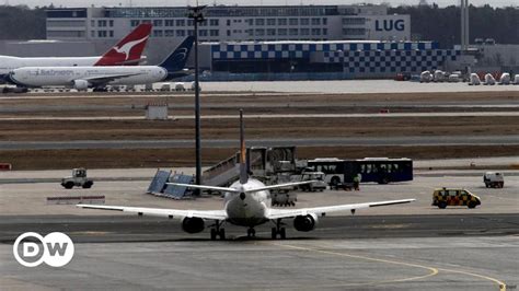 Flughafen Streik sorgt für hunderte Flugausfälle DW 16 02 2012