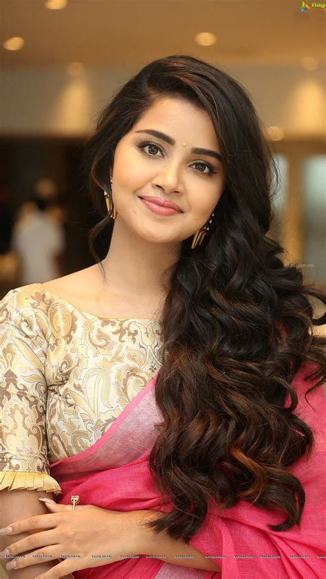 Anupama Parameswaran Gorgeous Actress Hd Phone Wallpaper Pxfuel Hot