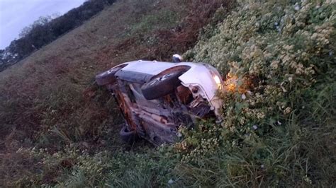 Ruta Nacional 11 Encuentran Un Auto Volcado Y Abandonado Al Costado De