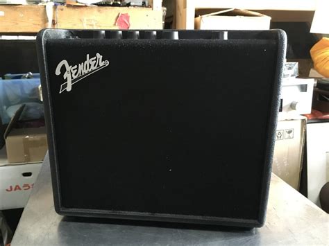 Yahoo オークション Fender MUSTANG LT25 フェンダー モデリング ギ