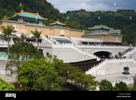 National Palace Museum Taipei Taiwan Stock Photo Alamy