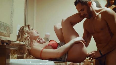 Husband Cheated With Hot Blonde Boss In Office Toilet