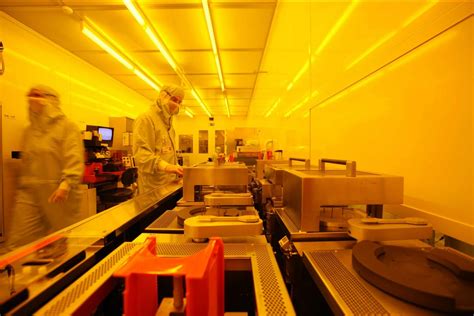 Photolithography Center Of Micronanotechnology Cmi Epfl