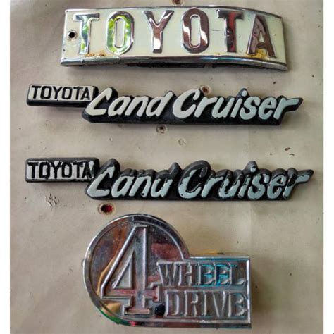 Jual Emblem Toyota Hardtop Land Cruiser Original Bekas Shopee Indonesia