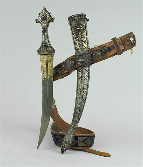 A Magnificent Saudi Dagger Daharia From Hejaz Asir With Important