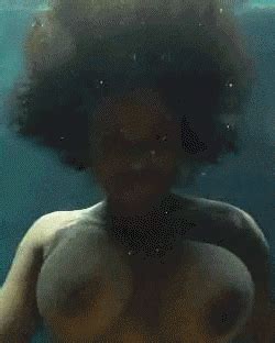 Underwater Pleasure Sex Gifs Porn Xxx Gifs Pictoa