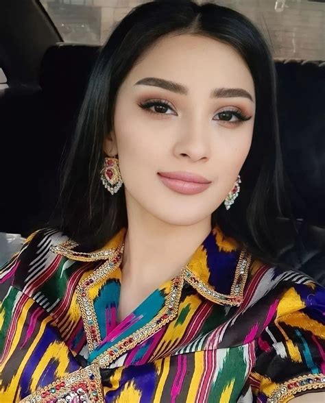 Léa Adlı Kullanıcının Style Panosundaki Pin Kadın Kadın Modası Elbise