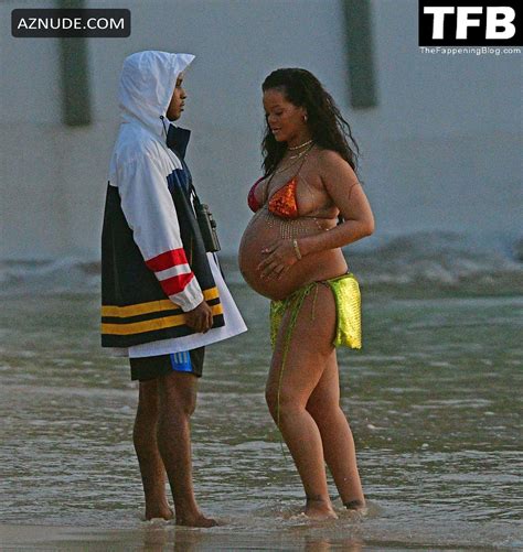 Rihanna Sexy Seen Showing Off Her Tits In A Bikini Top At The Beach In Barbados Aznude