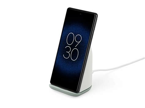 Google Pixel Stand (2nd gen) smart wireless charger is super fast and ...