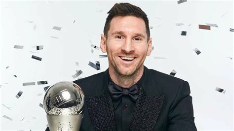 Lionel Messi Jadi Pemain Terbaik Fifa Kalahkan Benzema Dan Mbappe