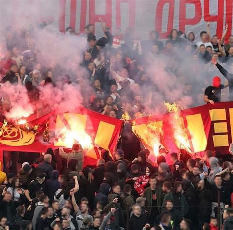 Fedayn Roma Lo Striscione Esposto E Bruciato A Belgrado La Redazione