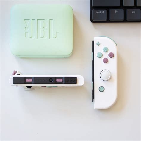 Custom JoyCons Nintendo Switch Joy-Con Controller Mods White with Grey – GameTraderZero