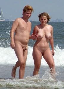 Nudism Photo Hq Nudism Couple Gunnison Beach Coccozella Hot Sex Picture