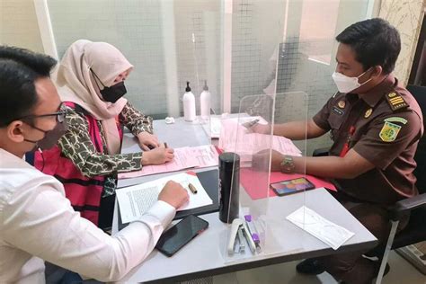 Suami Istri Debitur Bank Jatim Ditahan Jadi Tersangka Kredit Fiktif