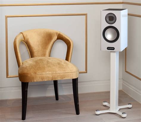 Monitor Audio Gold 100 – первоклассный компактный полочник по мнению Hi ...