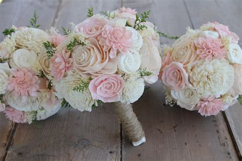 Alternative Bouquets to Carry Down the Aisle At Your Wedding