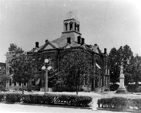 134 Cherokee County - 254 Texas Courthouses