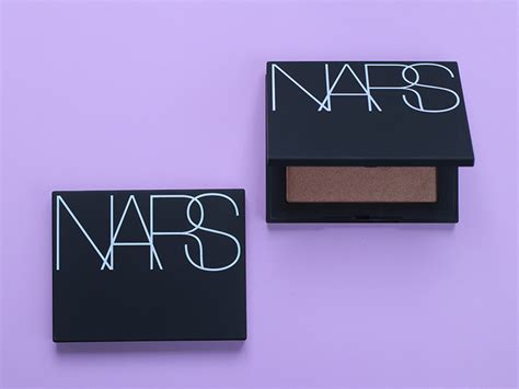 » Пудра-хайлайтер NARS Highlighting Blush: отзывы и свотчи