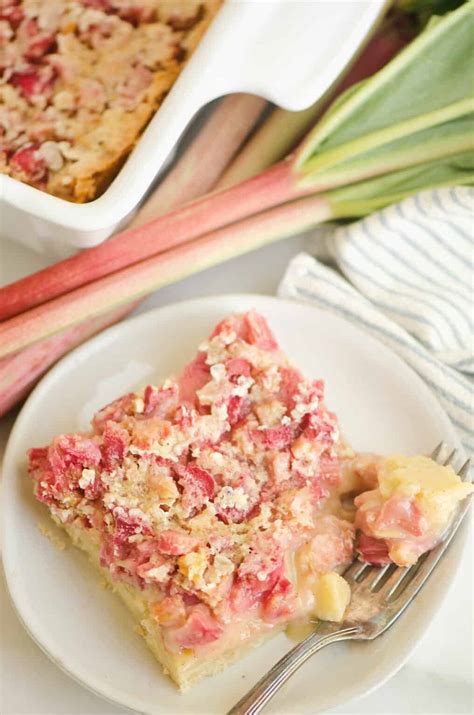 Rhubarb Dream Bars