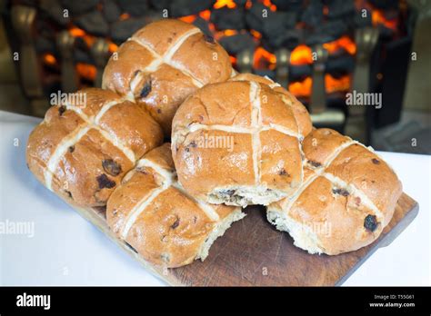 Traditional Easter Treat Of Hot Cross Buns Stock Photo Alamy