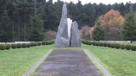 AF4590 Concorde Memorial At Paris Airport Charles De Gaulle - YouTube