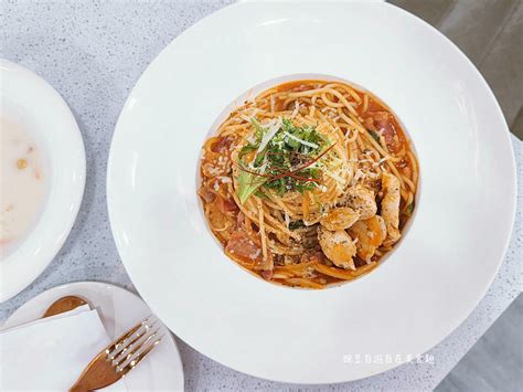 高雄 Nu Pasta義大利麵建工店平價義大利麵、義式焗飯、專業手工茶飲 豌豆自遊自在美食趣