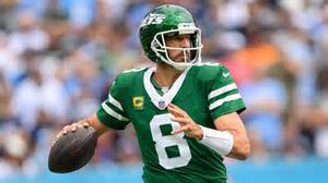 Humble beginnings to NFL great, world awaits Aaron Rodgers' decision