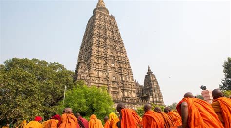 08 Places To Visit In India In The Month Of November Bodh Gaya Bihar Holiday Landmark Blog