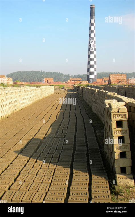 Bricks Factory Dhaka Bangladesh Stock Photo Alamy