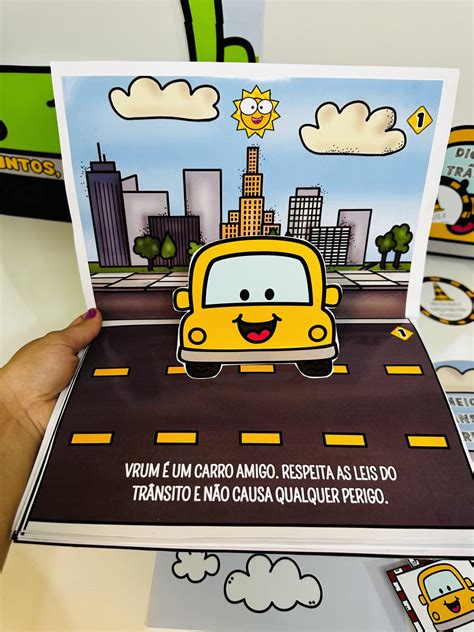 Livro D O Carro Vrum Bia Ensinando Amor