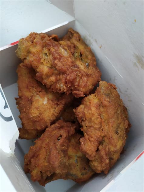 Hey guys! This is a 5 piece original KFC recipe chicken cob box! I was ...