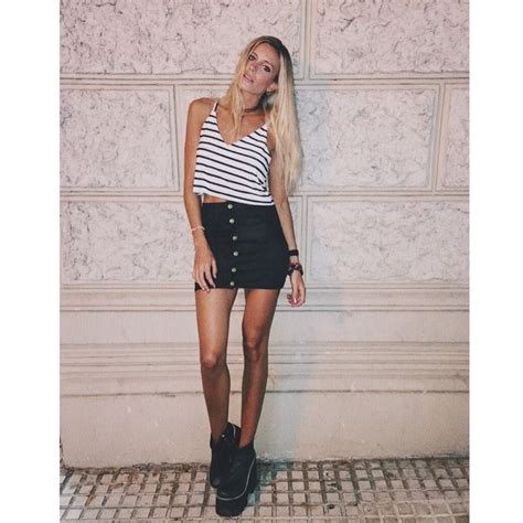 La foto más hot de Melina Lezcano la cantante de Agapornis Exitoina