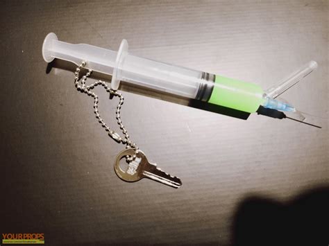 Saw 2 Needle pit syringes & glowing key original movie prop