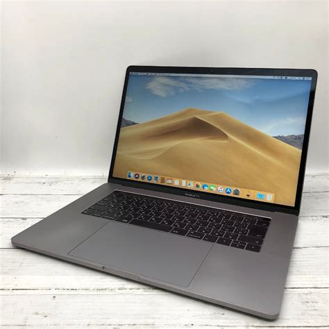 やや傷や汚れありApple MacBook Pro 15 inch 2017 Core i7 2 80GHz 16GB 256GB