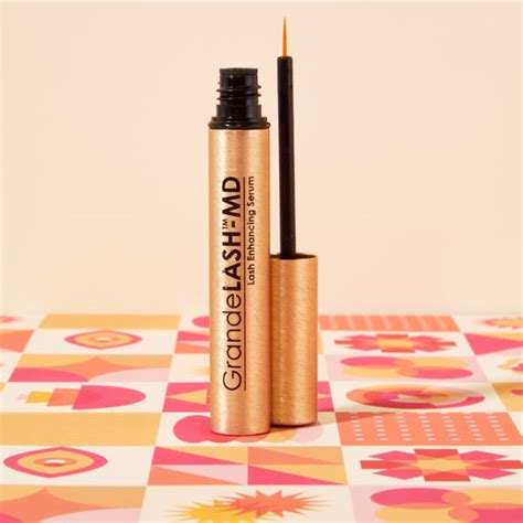 Using GrandeLASH-MD – Grande Cosmetics
