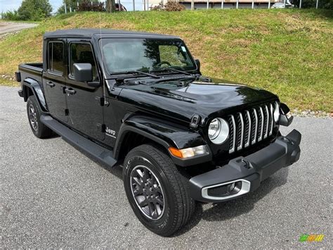 2023 Jeep Gladiator Overland 4x4 Exterior Photos | GTCarLot.com