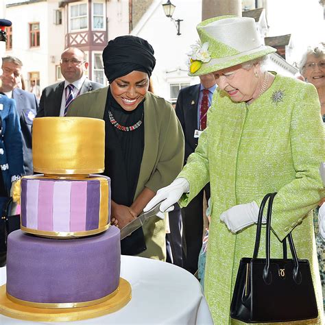 Queen Cake