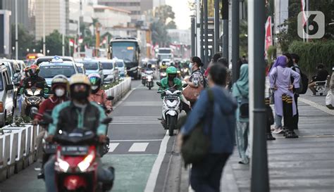 Perubahan Tarif Ojek Online Ditunda Foto Liputan