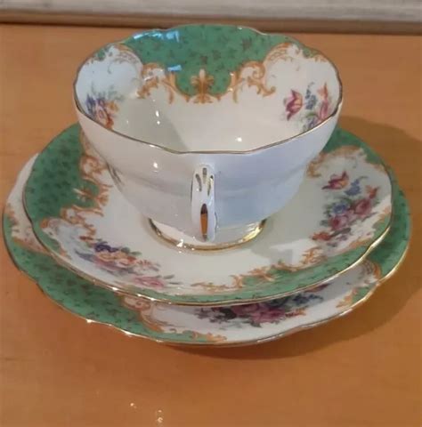 Vintage Paragon Teacup And Saucer Trio Rockingham Green Made In England