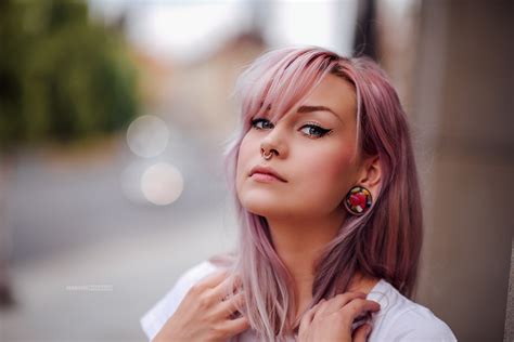 Model Women Eyeliner Dyed Hair Blue Eyes Pierced Nose Portrait Depth Of Field Hd